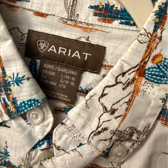 Ariat White Short-Sleeve Desert Cactus Print Shirt - Picture 5 of 6